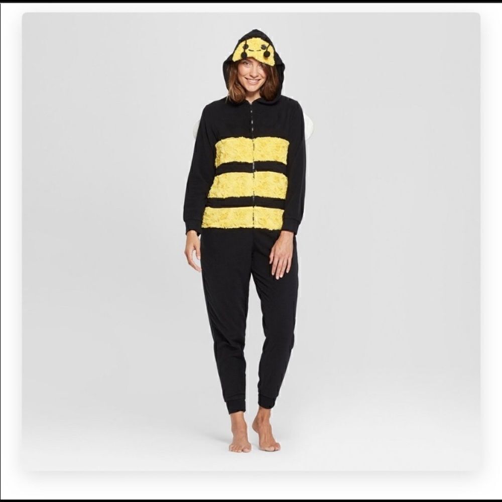 2 for 20 Xhilaration Bee Sleepwear XS/S